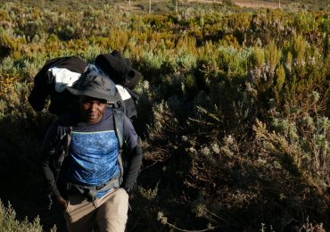 Mount Kenya Hikes