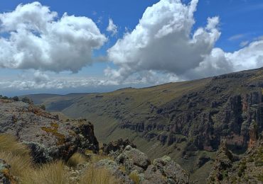 Mount Kenya Hikes